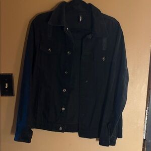 Aritzia Men's Black Shirt Jacket